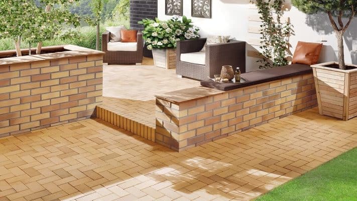 Semmelrock pavaj Penter Rugen galben nuantat ambient 1 711x400 1