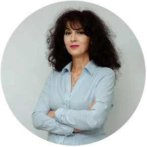 Cristina Gogia cristina gogia vindem ieftin