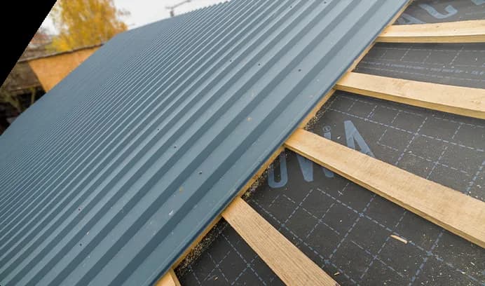 balkanic acoperis montaj tabla cutata hero 24