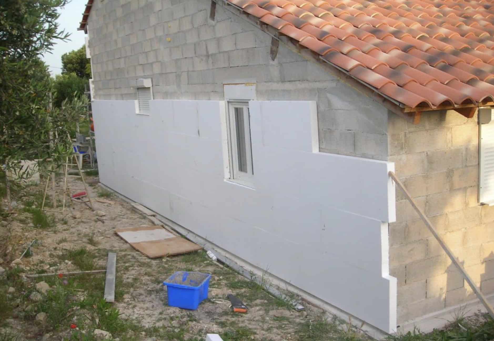 casa izolata cu polistiren