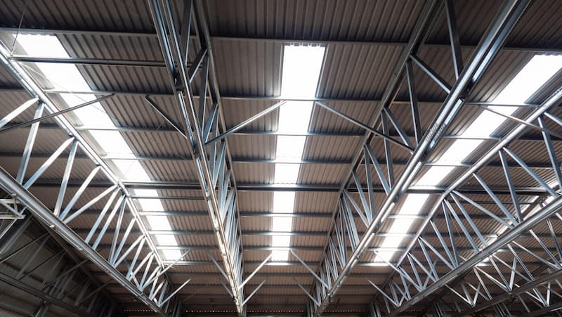 profile zincate pentru hala