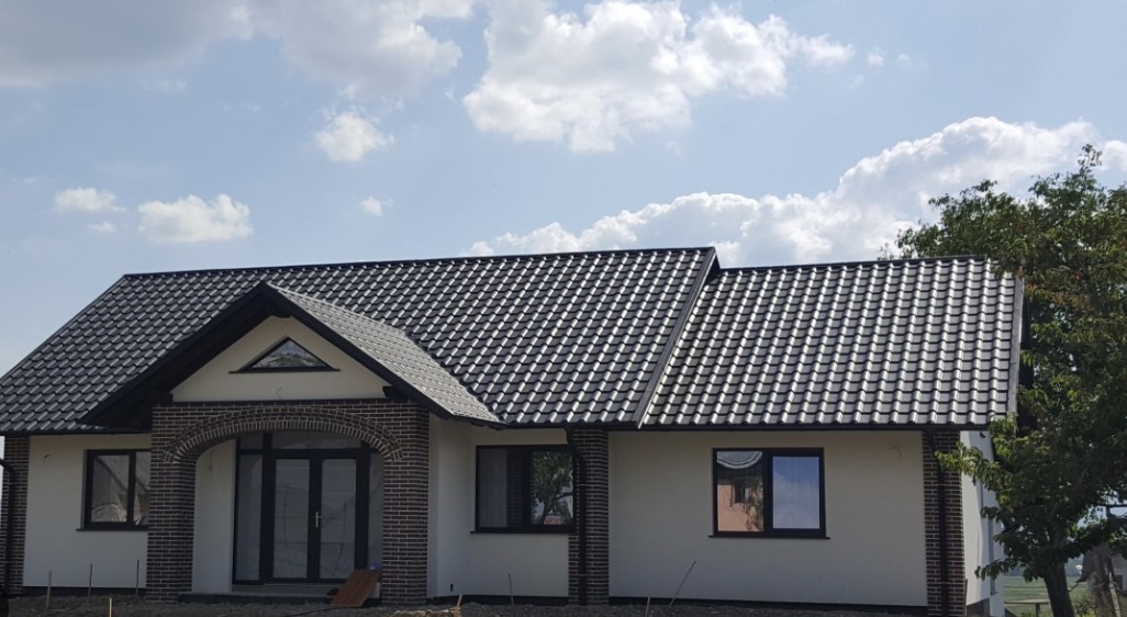 acoperis din tigla metalica